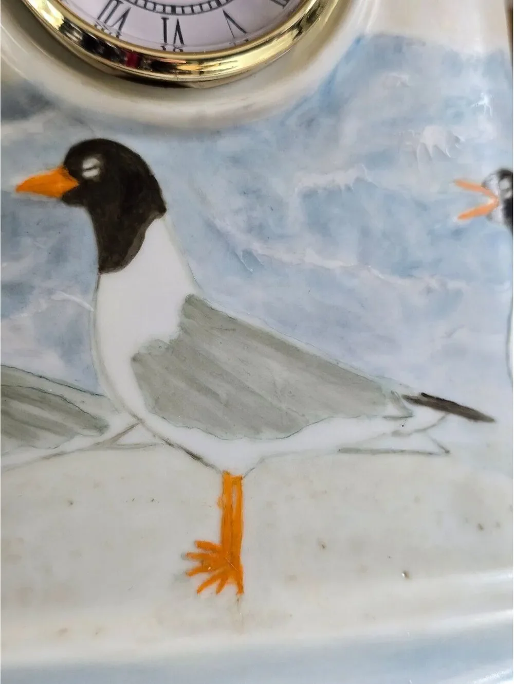 Vtg Porcelain Shelf Clock w/ Hand-Painted Seagull Design signed Battery not incl